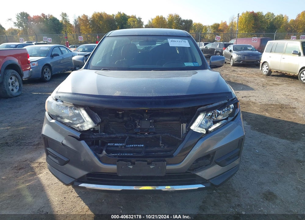 2018 NISSAN ROGUE S VIN: KNMAT2MV9JP552957
