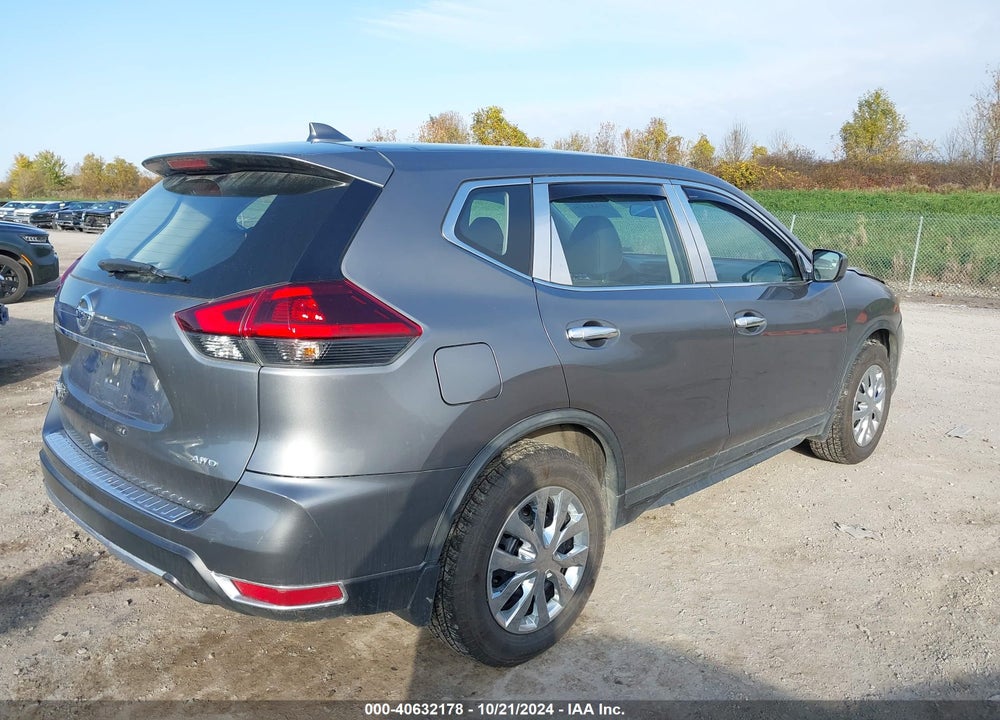 2018 NISSAN ROGUE S VIN: KNMAT2MV9JP552957