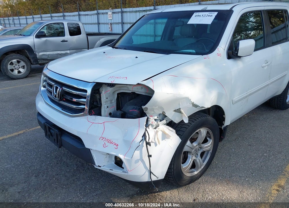 2015 HONDA PILOT EX-L VIN: 5FNYF4H54FB018715