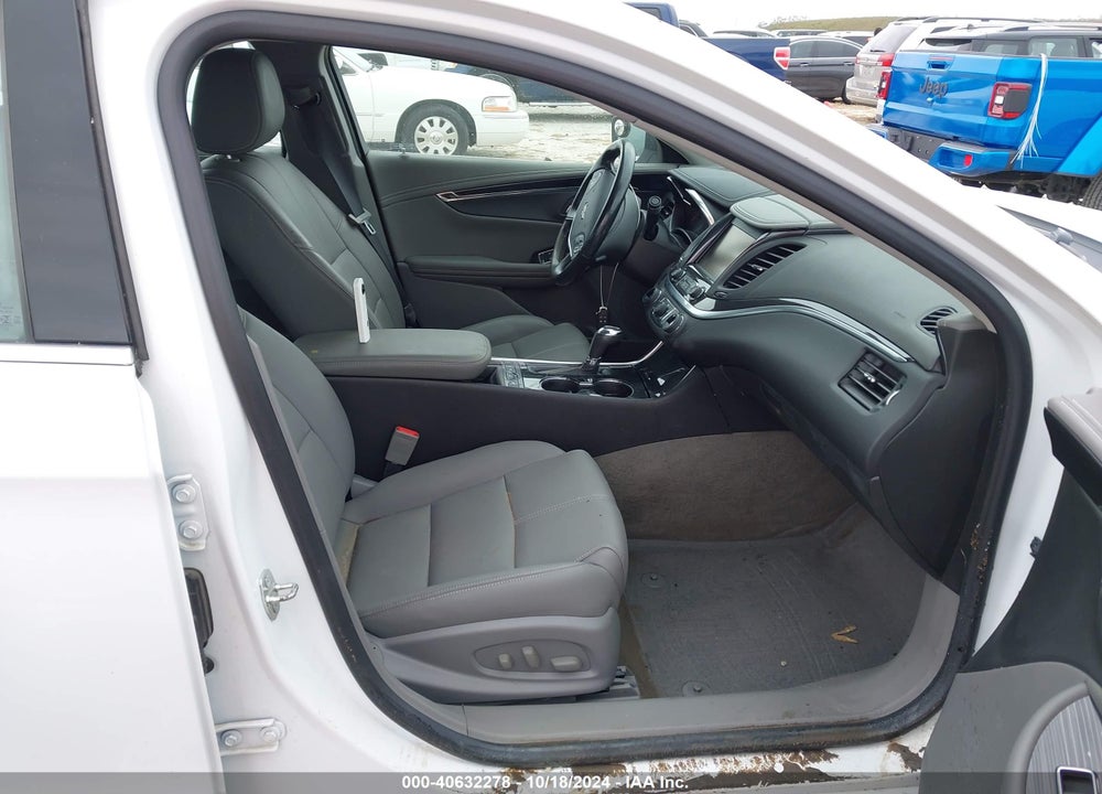 2018 CHEVROLET IMPALA 1LT VIN: 2G1105S38J9176870