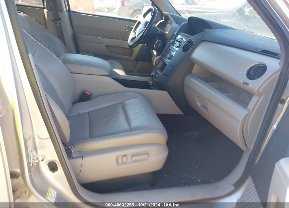 2012 HONDA PILOT VIN: 5FNYF3H72CB034712