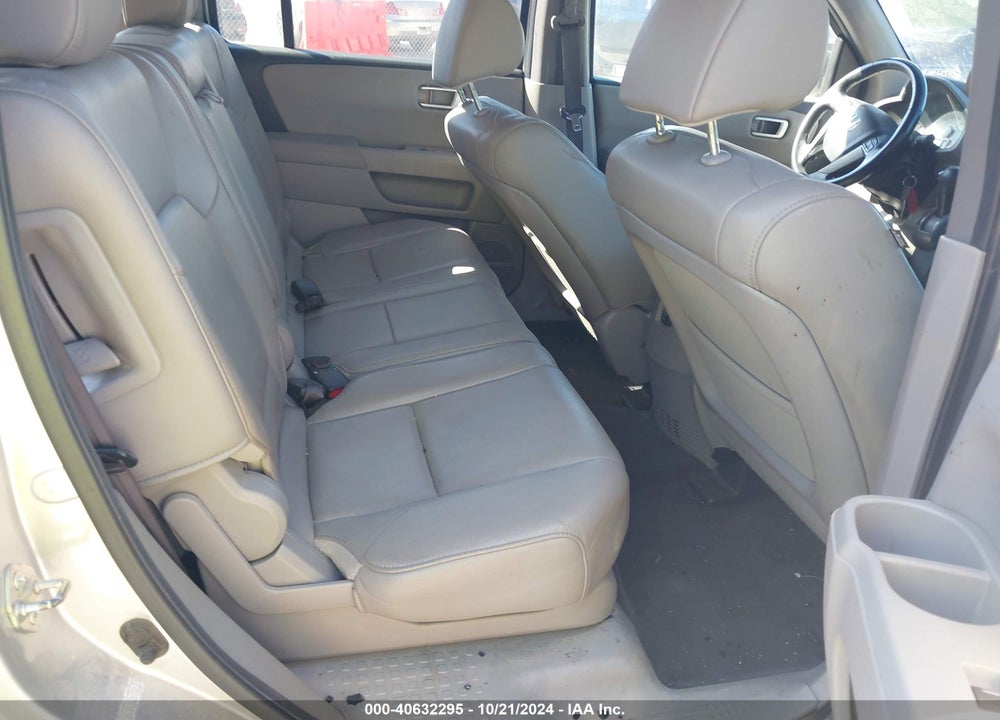 2012 HONDA PILOT VIN: 5FNYF3H72CB034712