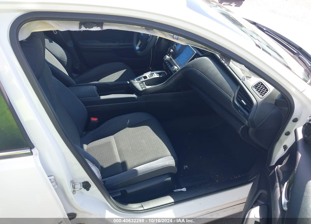 2019 HONDA INSIGHT EX VIN: 19XZE4F54KE021558