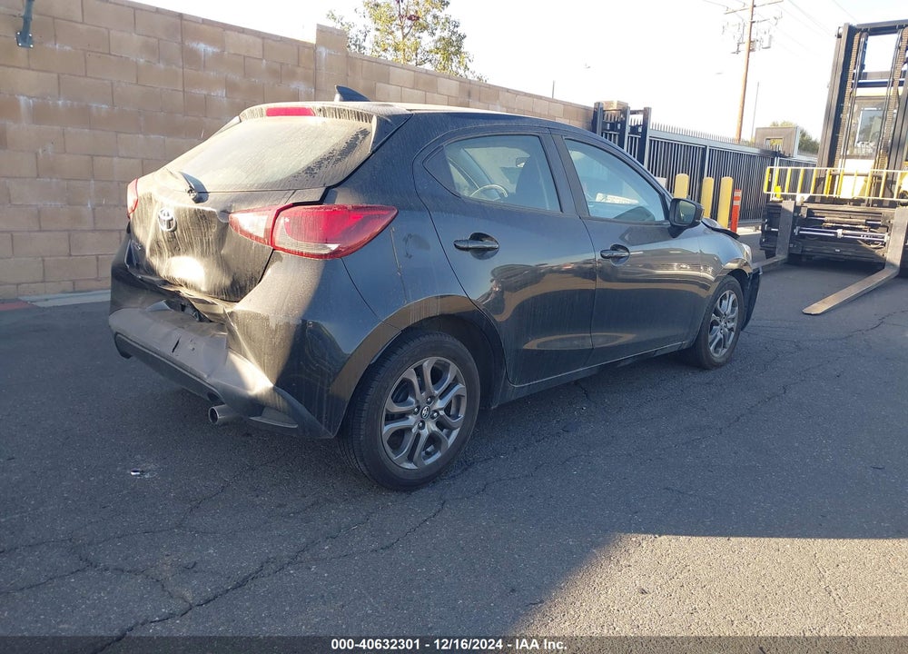 2020 TOYOTA YARIS LE VIN: 3MYDLBJV1LY700443