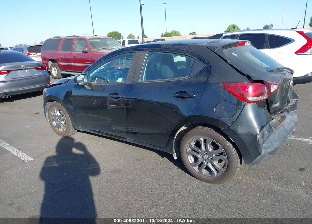 2020 TOYOTA YARIS LE VIN: 3MYDLBJV1LY700443