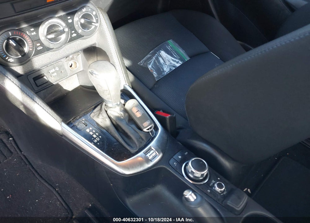 2020 TOYOTA YARIS LE VIN: 3MYDLBJV1LY700443