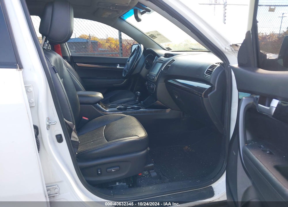 2014 KIA SORENTO EX V6 VIN: 5XYKUDA71EG457000