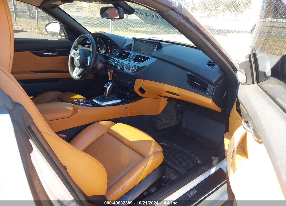 2014 BMW Z4 SDRIVE28I VIN: WBALL5C54EJ105938