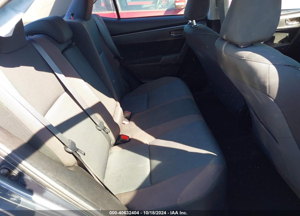 2019 TOYOTA COROLLA LE VIN: 5YFBURHE8KP943067