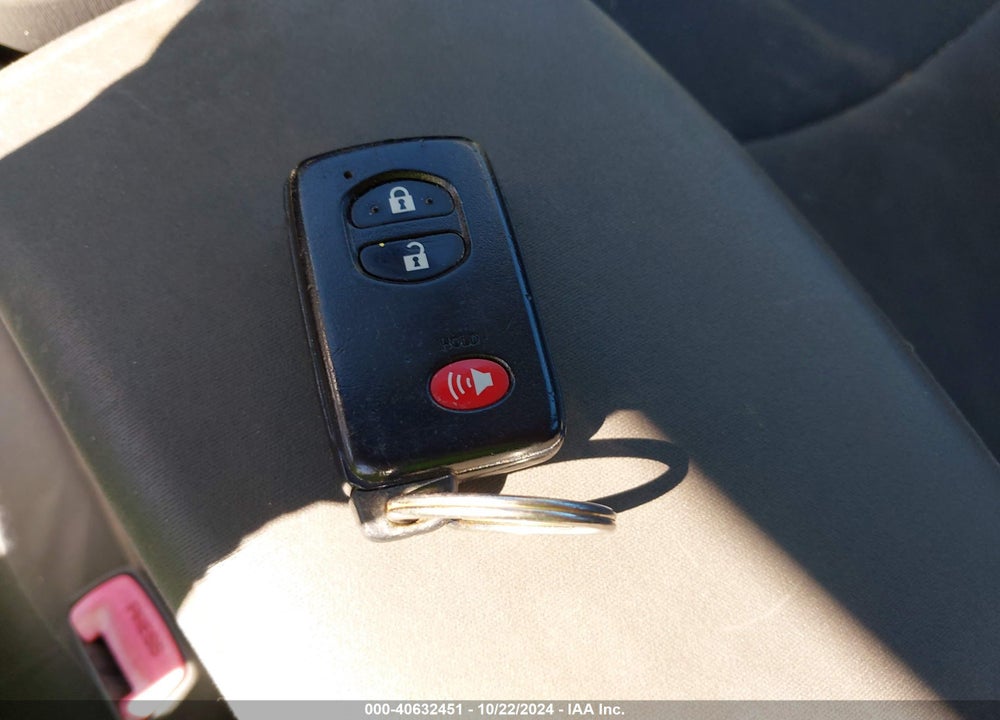 2010 TOYOTA PRIUS II VIN: JTDKN3DU6A1213202