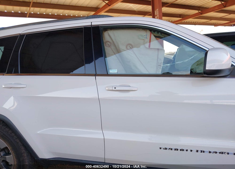 2015 JEEP GRAND CHEROKEE LAREDO VIN: 1C4RJEAG7FC700845