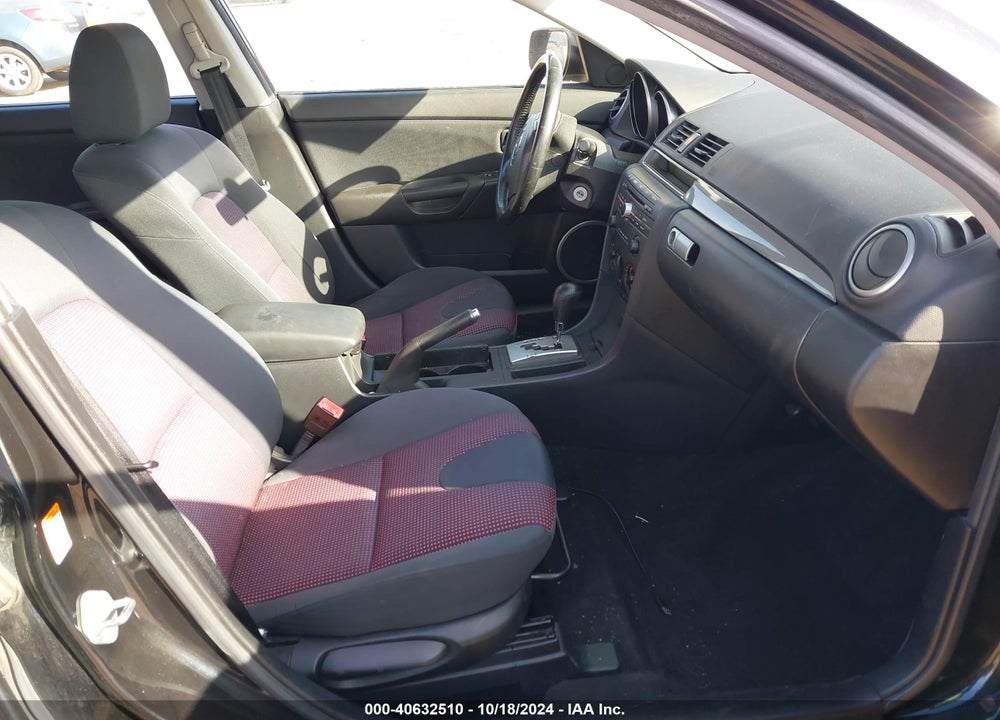 2005 MAZDA 3 S VIN: JM1BK343351310119