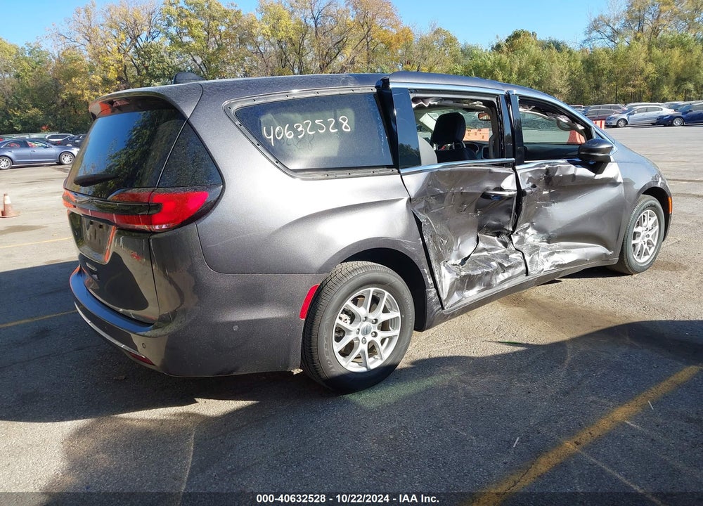 2023 CHRYSLER PACIFICA TOURING L VIN: 2C4RC1BGXPR539501