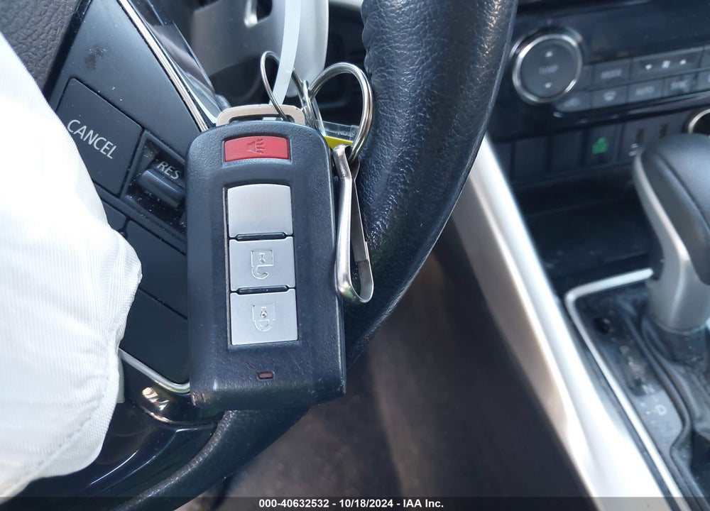 2018 MITSUBISHI ECLIPSE CROSS SE/SEL VIN: JA4AT5AA4JZ065540