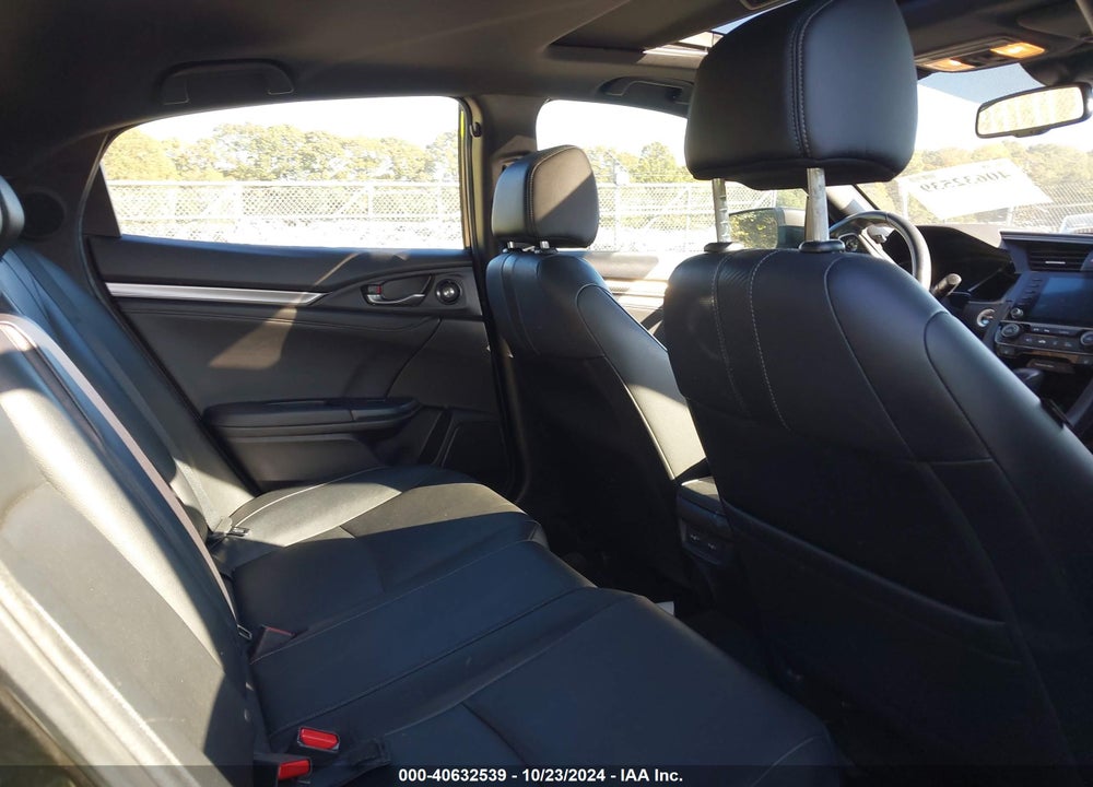 2019 HONDA CIVIC SPORT TOURING VIN: SHHFK7H94KU200107