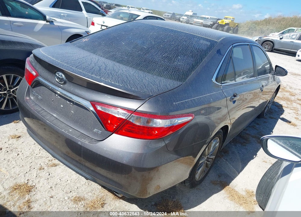 2017 TOYOTA CAMRY SE VIN: 4T1BF1FK0HU673201