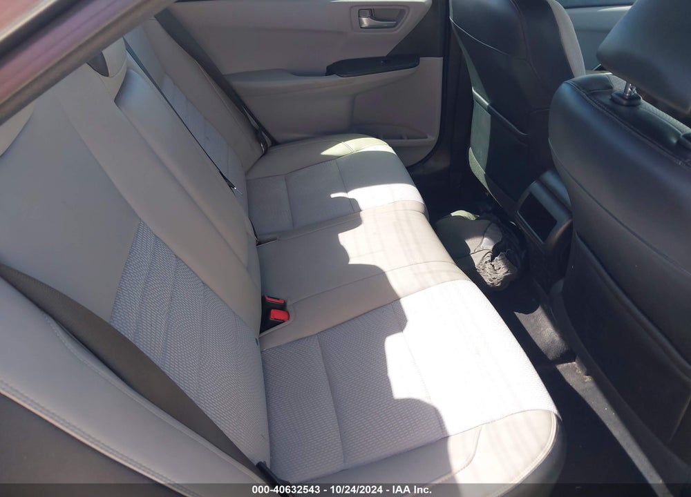 2017 TOYOTA CAMRY SE VIN: 4T1BF1FK0HU673201