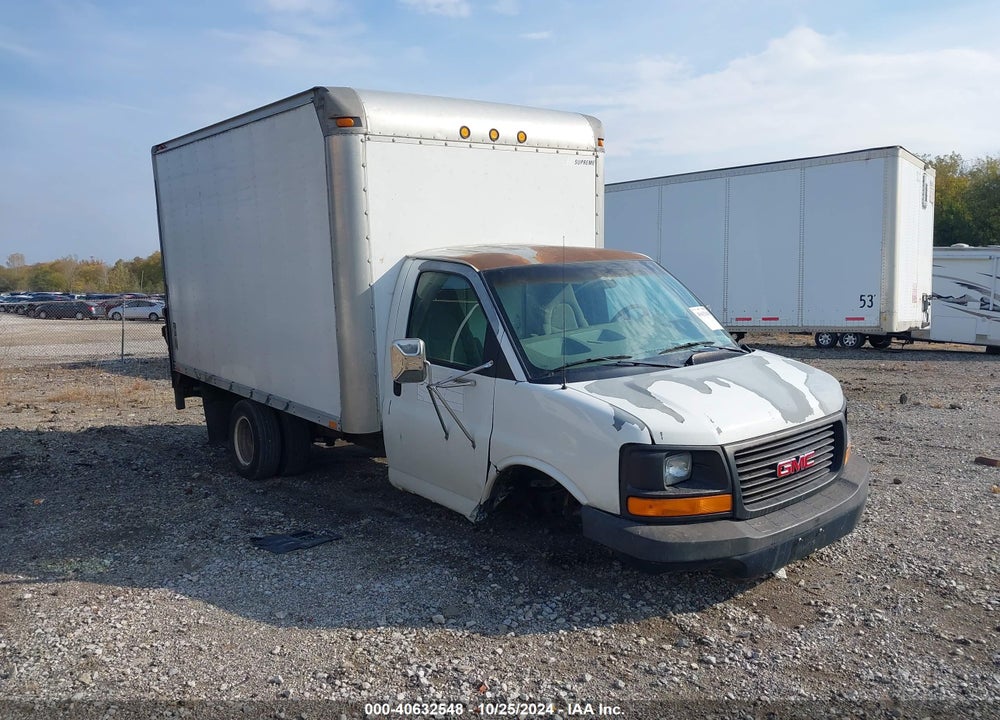 2003 GMC SAVANA CUTAWAY STANDARD W/C7L/C7N VIN: 1GDJG31U731175455