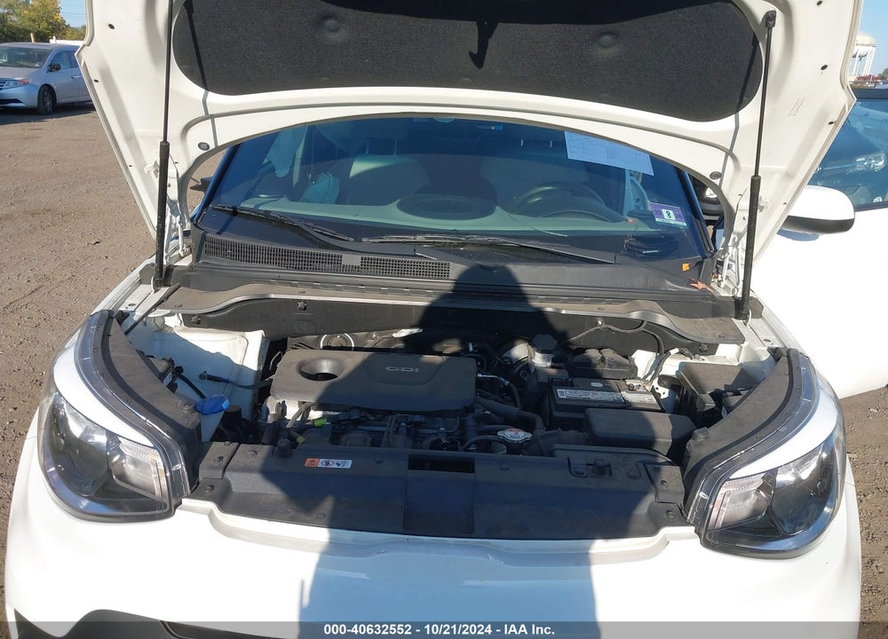 2017 KIA SOUL VIN: KNDJN2A2XH7460142