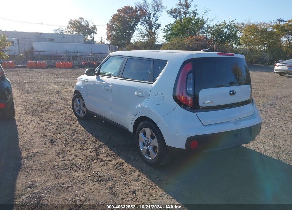 2017 KIA SOUL VIN: KNDJN2A2XH7460142
