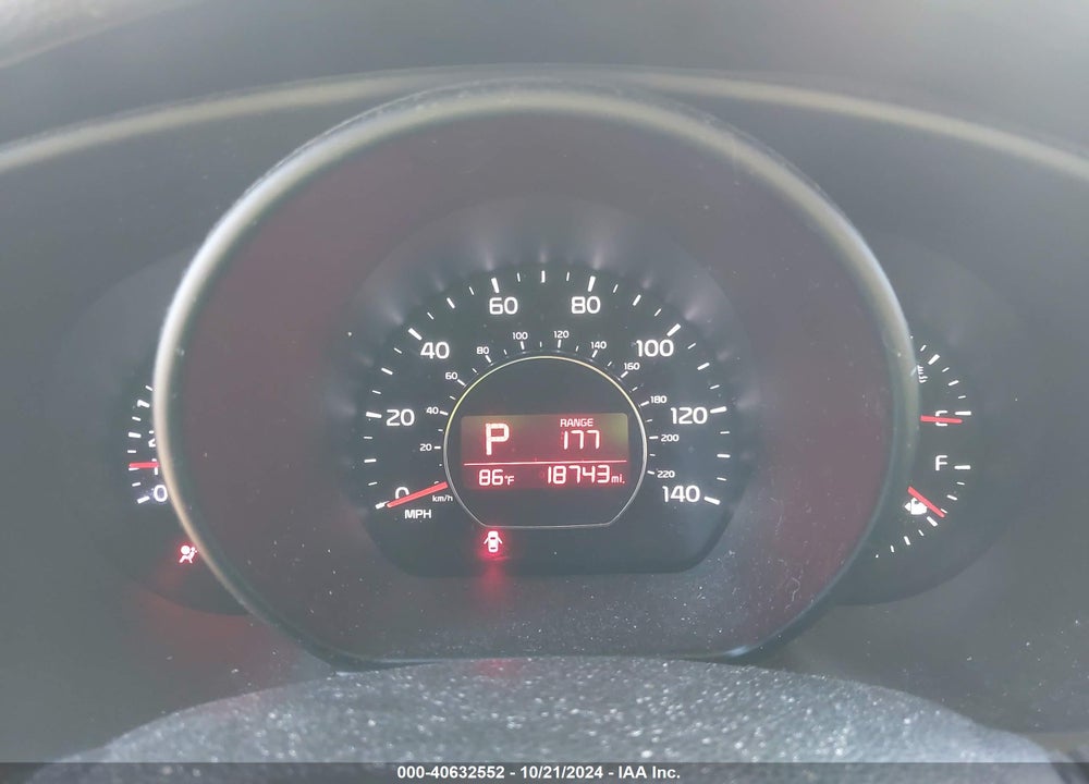 2017 KIA SOUL VIN: KNDJN2A2XH7460142