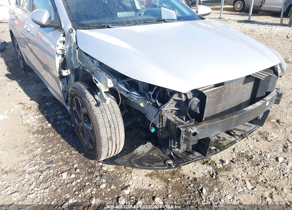 2019 KIA FORTE LXS VIN: 3KPF24AD4KE085867