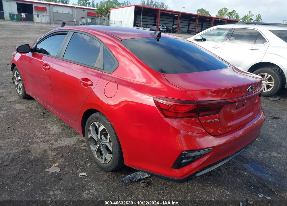 2021 KIA FORTE LXS VIN: 3KPF24AD3ME301193