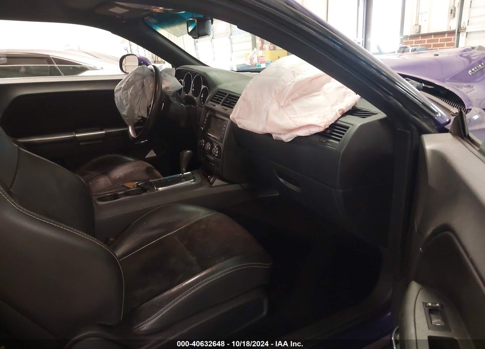 2014 DODGE CHALLENGER R/T CLASSIC VIN: 2C3CDYBT7EH143610
