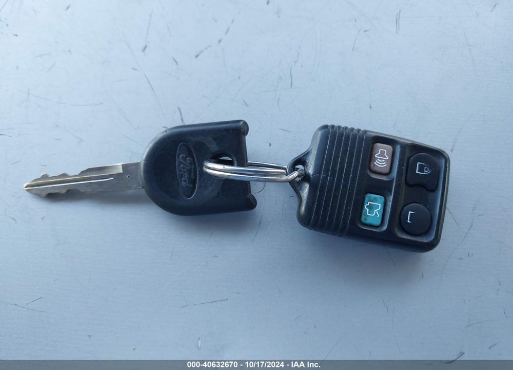 2007 FORD FOCUS SE/SES VIN: 1FAHP36N97W170079