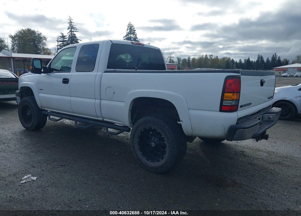 2005 CHEVROLET SILVERADO 2500HD LS VIN: 1GCHK29285E131197