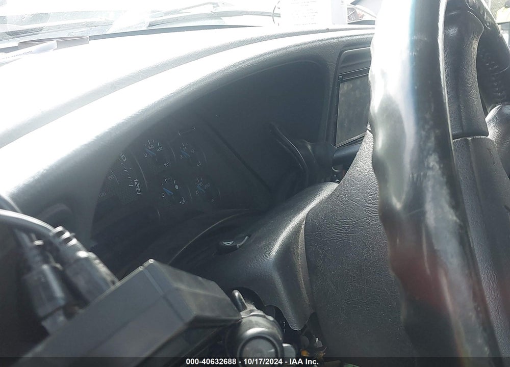 2005 CHEVROLET SILVERADO 2500HD LS VIN: 1GCHK29285E131197