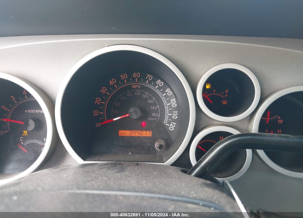 2007 TOYOTA TUNDRA SR5 5.7L V8 VIN: 5TFSV54177X003747
