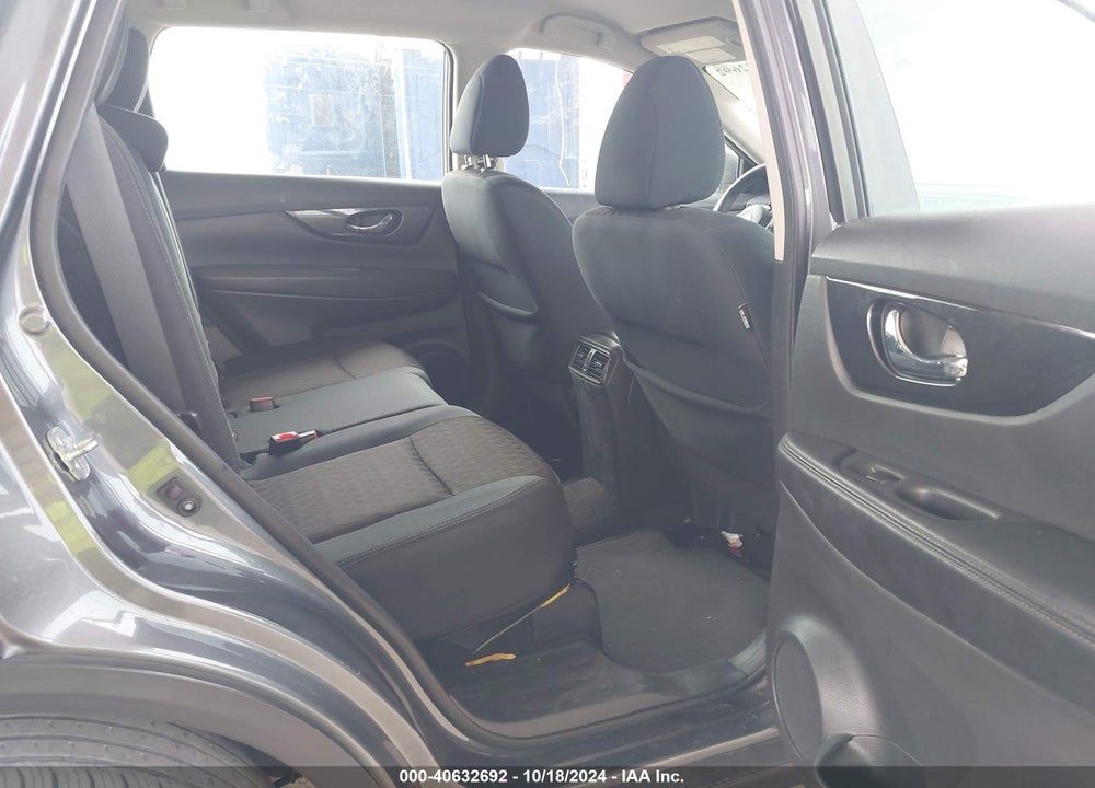 2018 NISSAN ROGUE S VIN: 5N1AT2MT3JC752489
