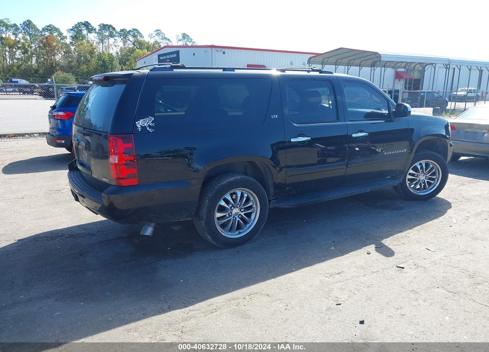 2008 CHEVROLET SUBURBAN 1500 LTZ VIN: 3GNFC160X8G170508