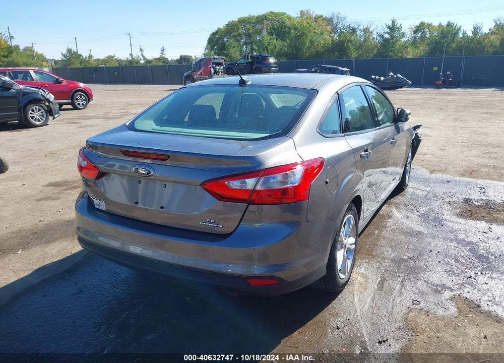 2014 FORD FOCUS SE VIN: 1FADP3F27EL236714