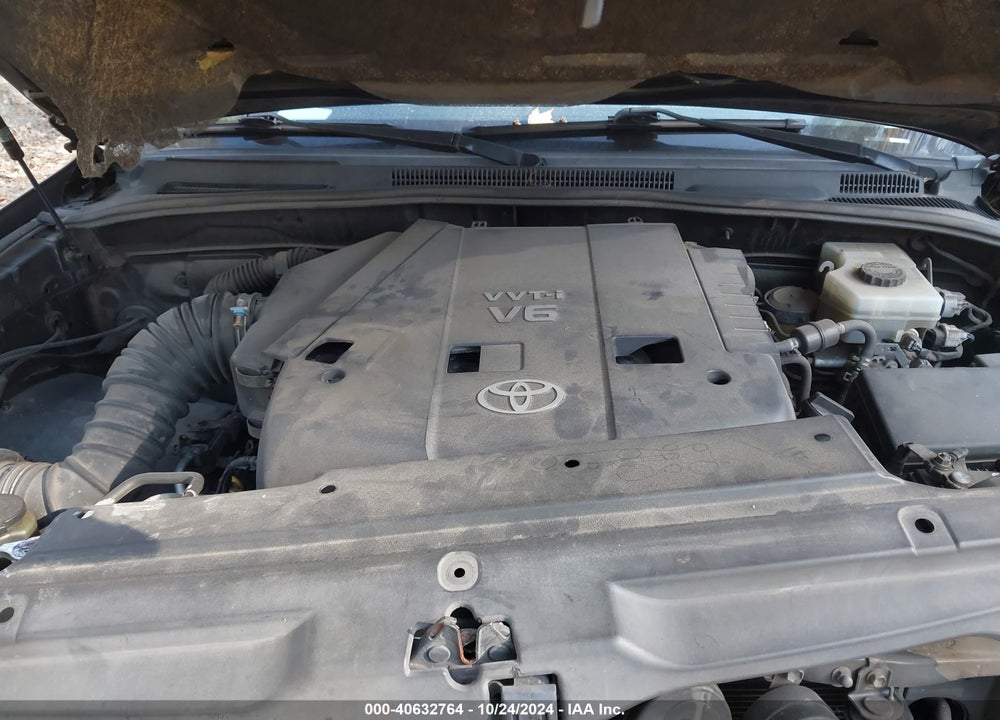 2004 TOYOTA 4RUNNER SR5 V6 VIN: JTEZU14R448009720