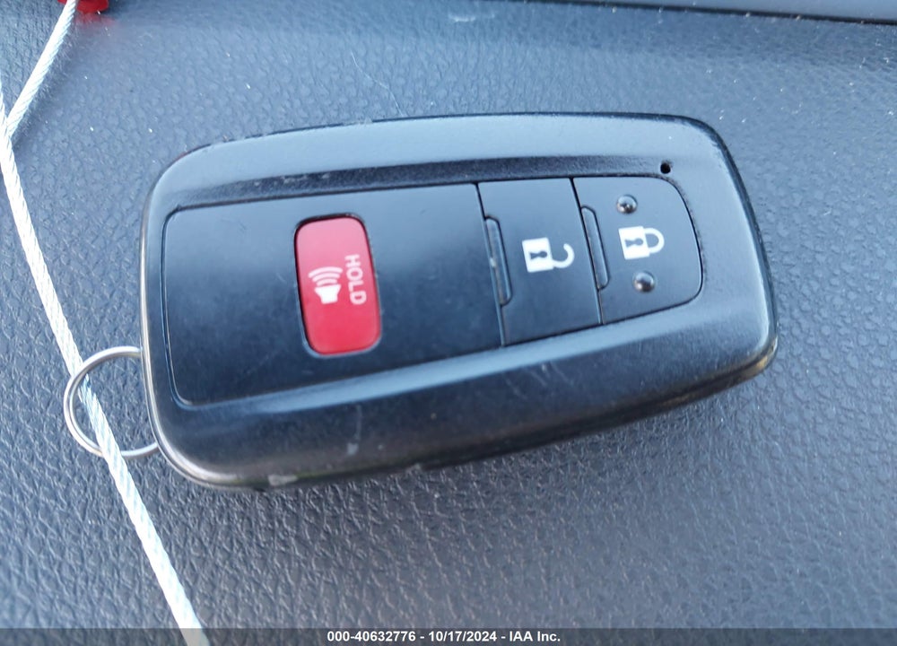 2017 TOYOTA PRIUS TWO VIN: JTDKBRFUXH3043577