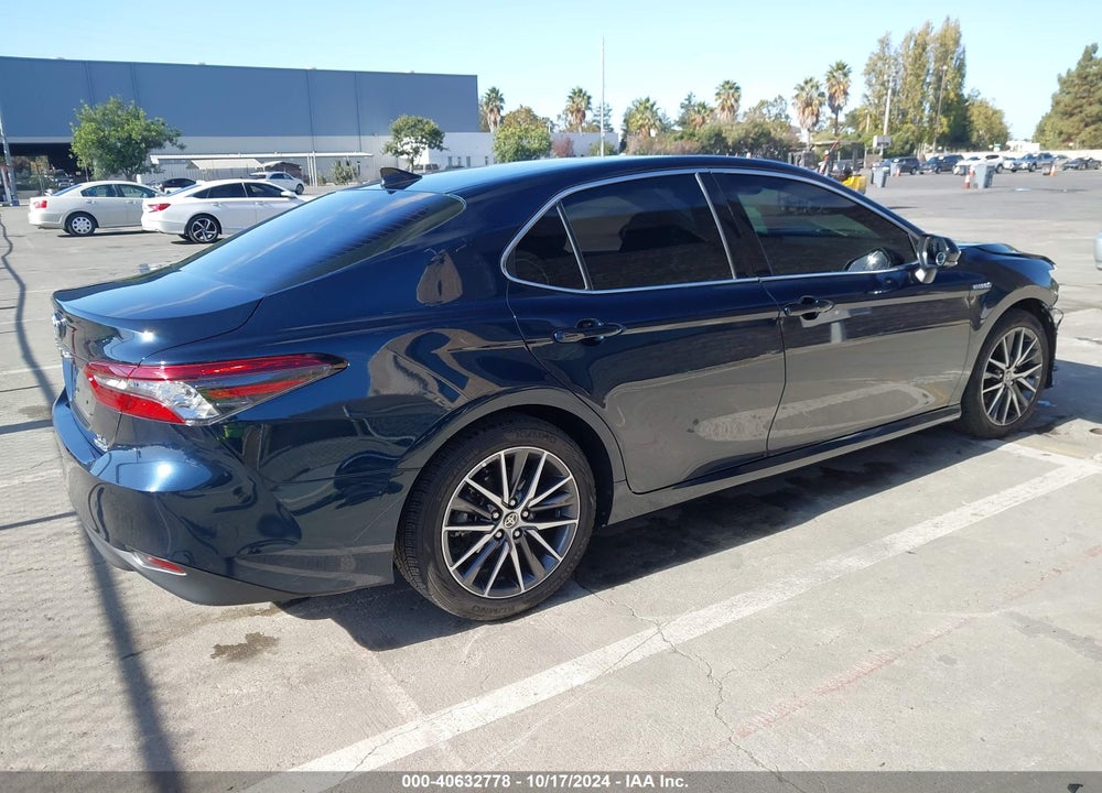 2021 TOYOTA CAMRY XLE HYBRID VIN: 4T1F31AK1MU564600