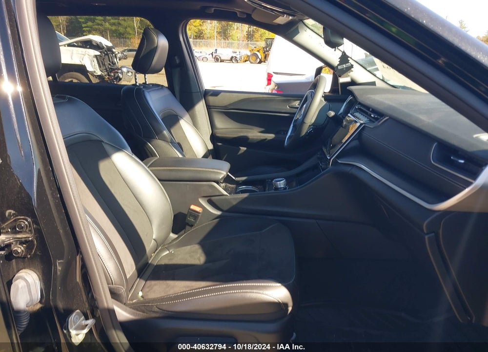 2023 JEEP GRAND CHEROKEE L ALTITUDE 4X4 VIN: 1C4RJKAGXP8872788