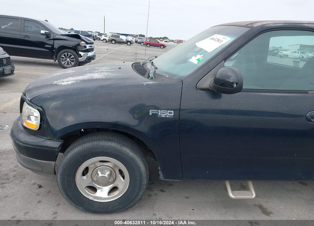 2002 FORD F-150 XL/XLT VIN: 1FTRF17282KA89908