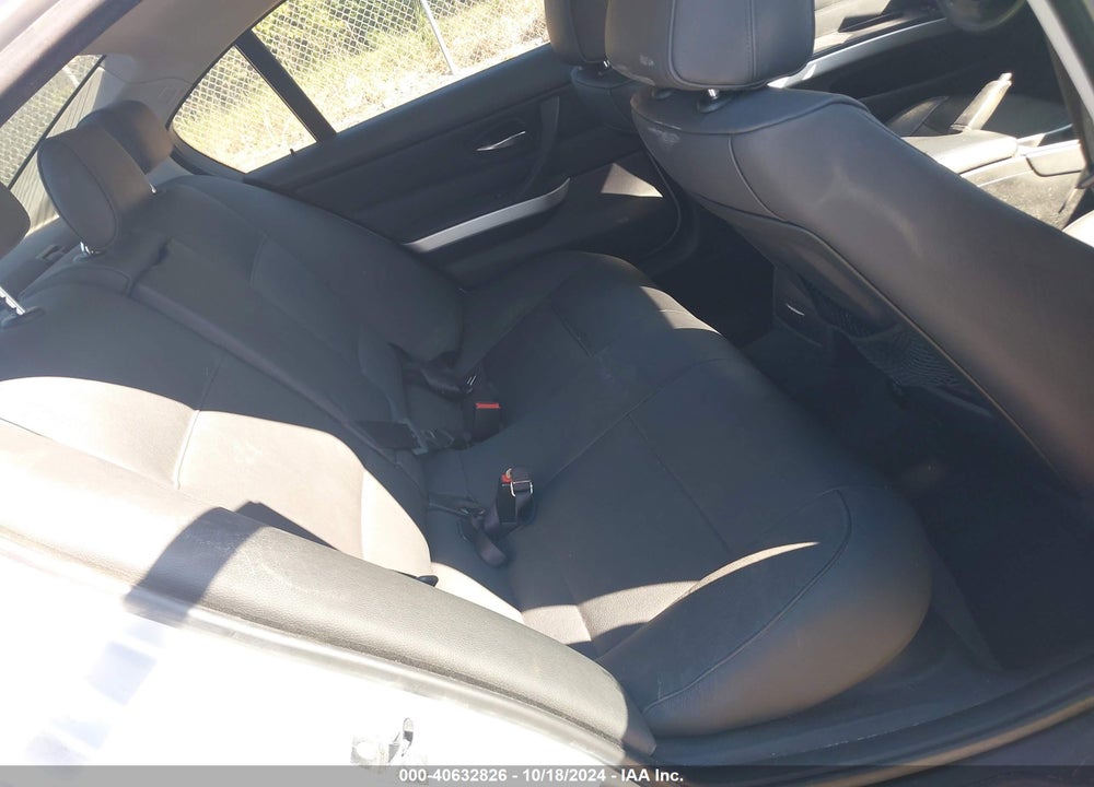 2008 BMW 328I VIN: WBAVA33558P142095