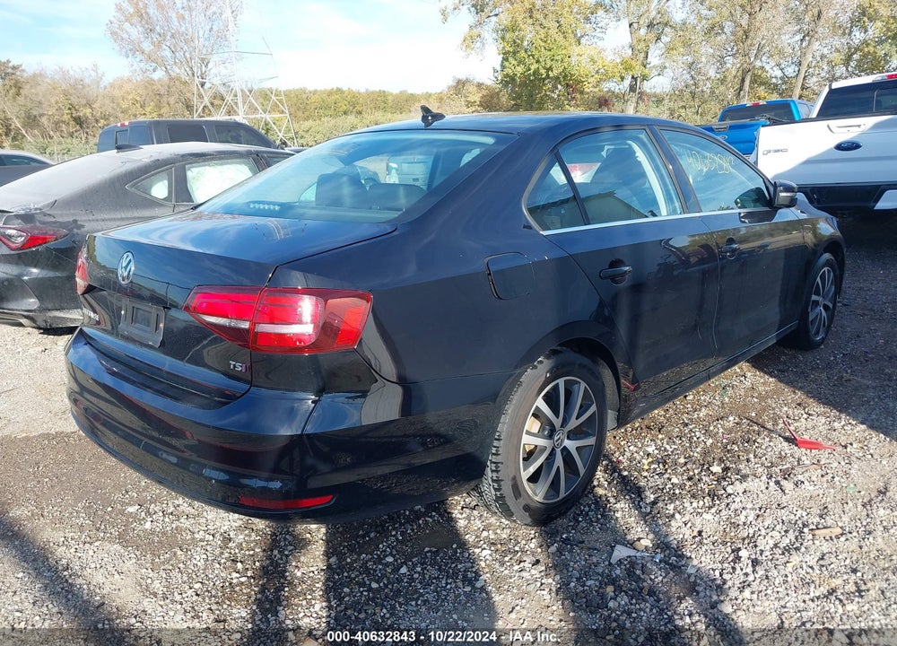 2017 VOLKSWAGEN JETTA 1.4T SE VIN: 3VWDB7AJXHM276882