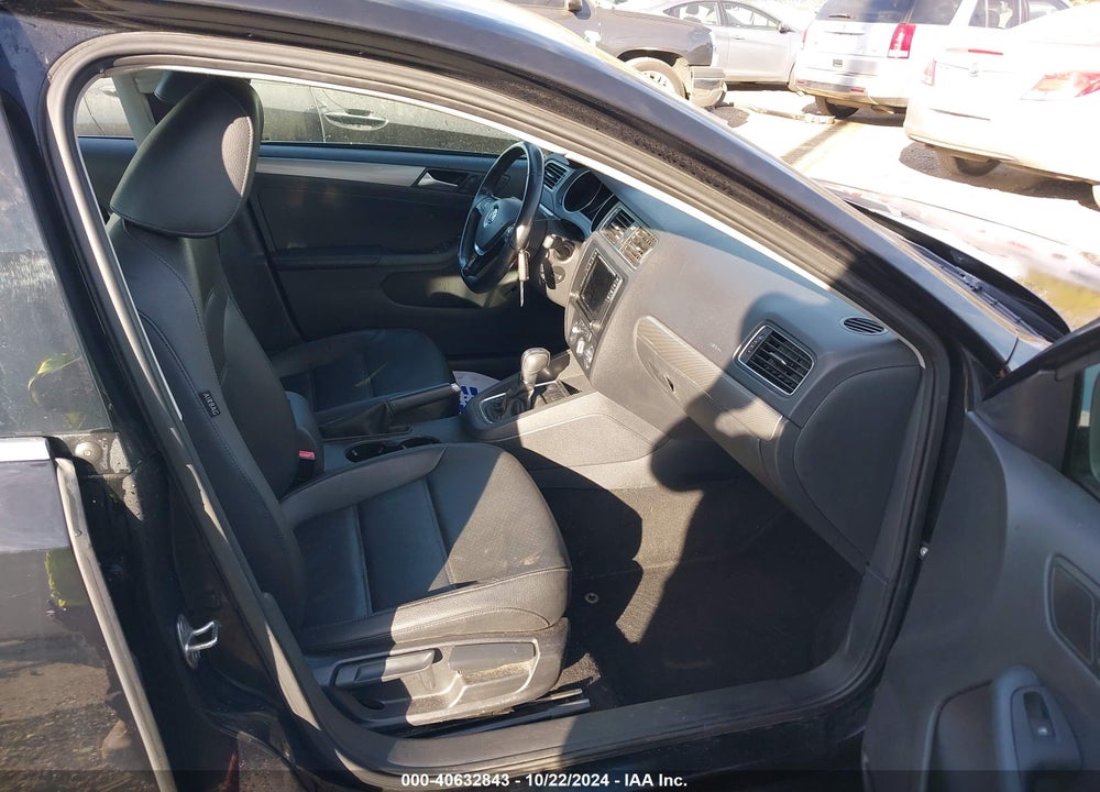 2017 VOLKSWAGEN JETTA 1.4T SE VIN: 3VWDB7AJXHM276882