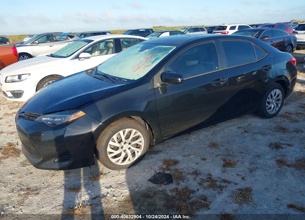 2017 TOYOTA COROLLA LE VIN: 2T1BURHE1HC867071