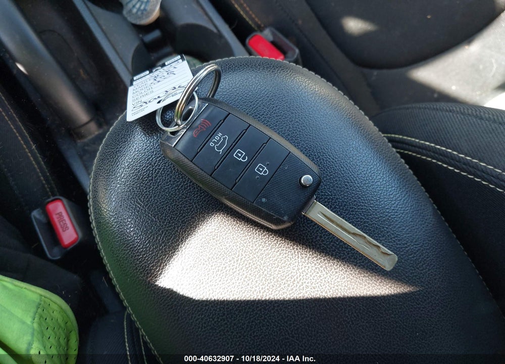 2014 KIA SOUL VIN: KNDJP3A54E7710688