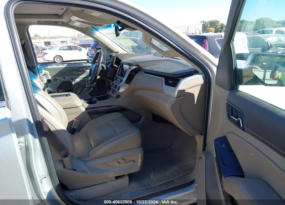 2019 GMC YUKON XL SLT VIN: 1GKS2GKC9KR232859