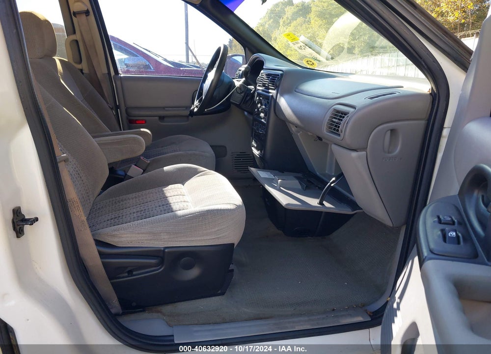 2003 CHEVROLET VENTURE LS VIN: 1GNDU03E23D227241