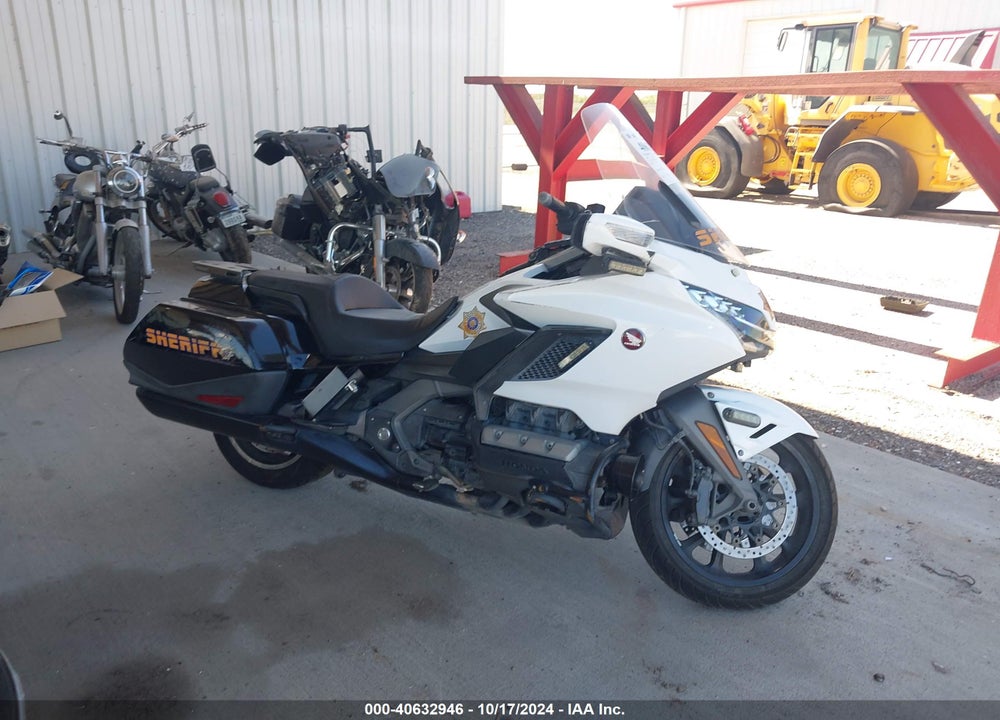 2018 HONDA GL1800 B VIN: JH2SC7912JK000096