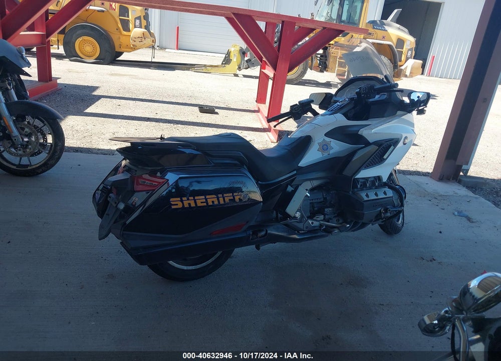 2018 HONDA GL1800 B VIN: JH2SC7912JK000096