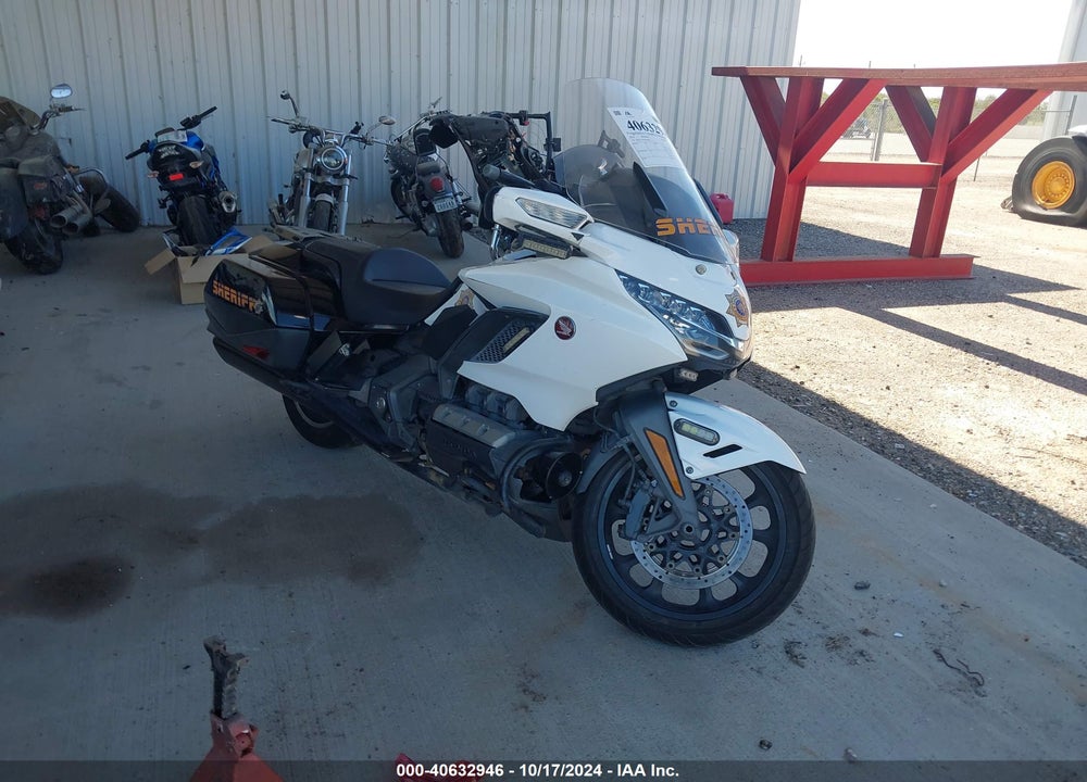 2018 HONDA GL1800 B VIN: JH2SC7912JK000096